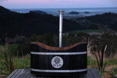 Mahana Bathtub